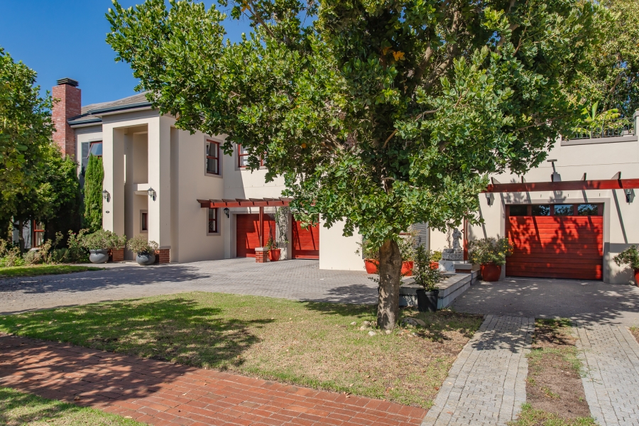 5 Bedroom Property for Sale in Val De Vie Estate Western Cape